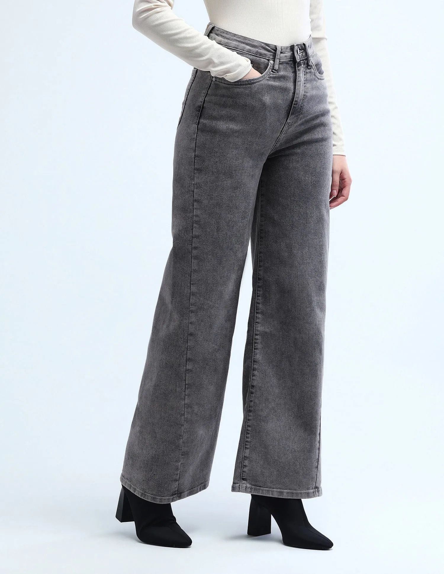 High Rise Stretchable Baggy Jeans